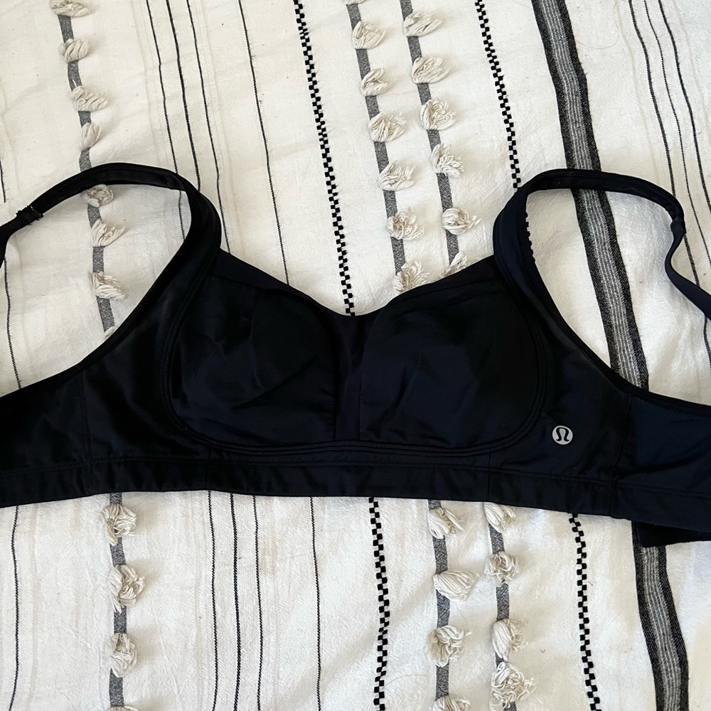 Lululemon bra